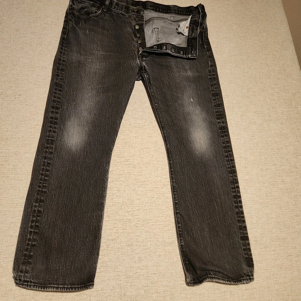 Levi's 501 Original Fit Jeans Mens 40x30 Black Faded Button Fly Straight Leg